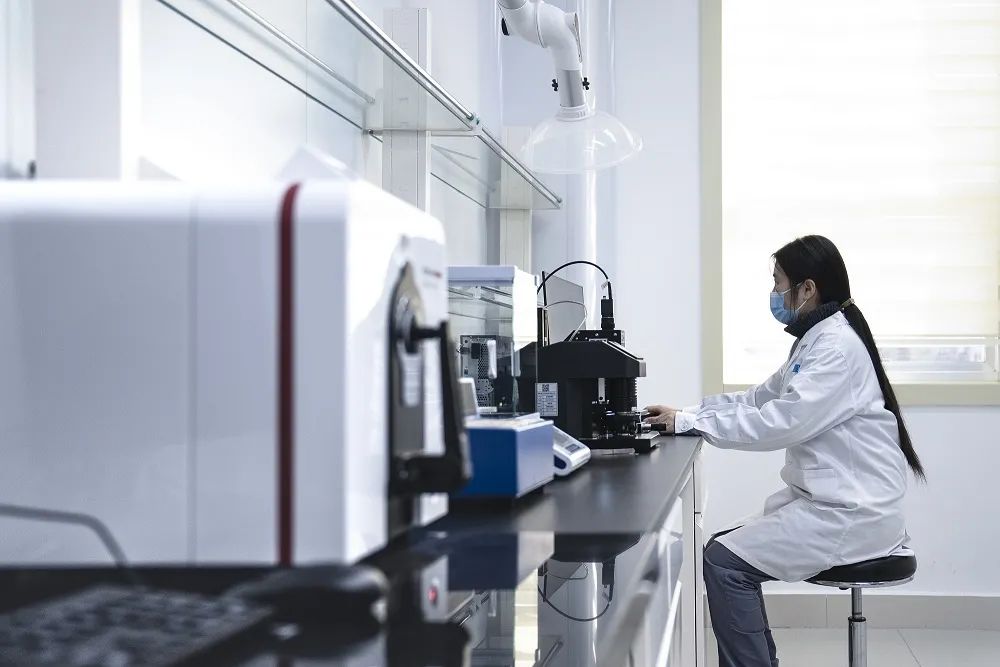Лабораторія Shinmade успішно пройшла перевірку CNAS на предмет спостереження